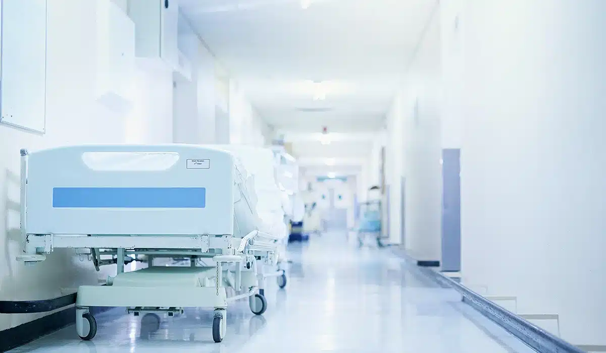 How to sue a hospital in Florida for medical negligence